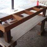 ベンチ　DIY　脚取り付け