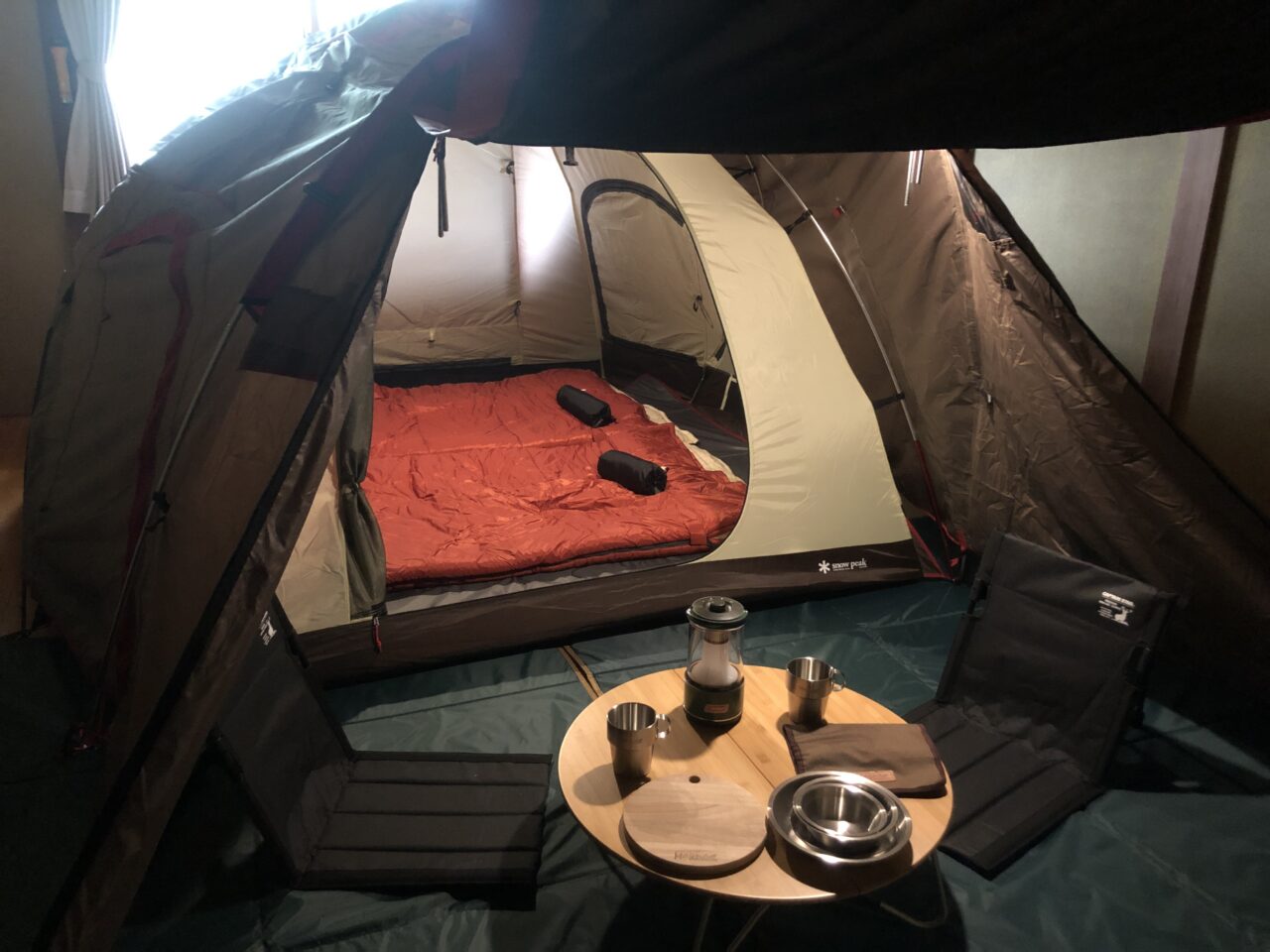 客室内テント　テント泊体験